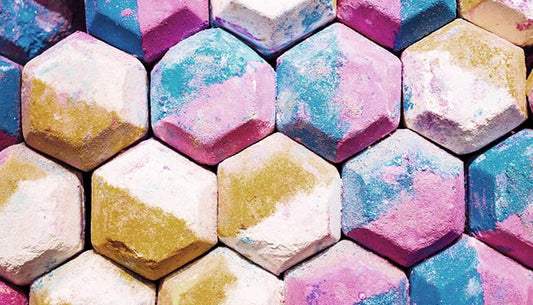 Bath Bombs vs Bath Salts: The One You Should Be Using